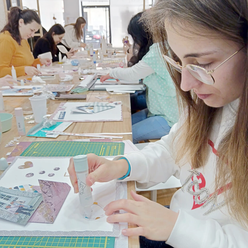 Creativa taller de arte Eva Ruiz Scrapbook